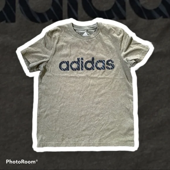 adidas T-shirt - Picture 9 of 9